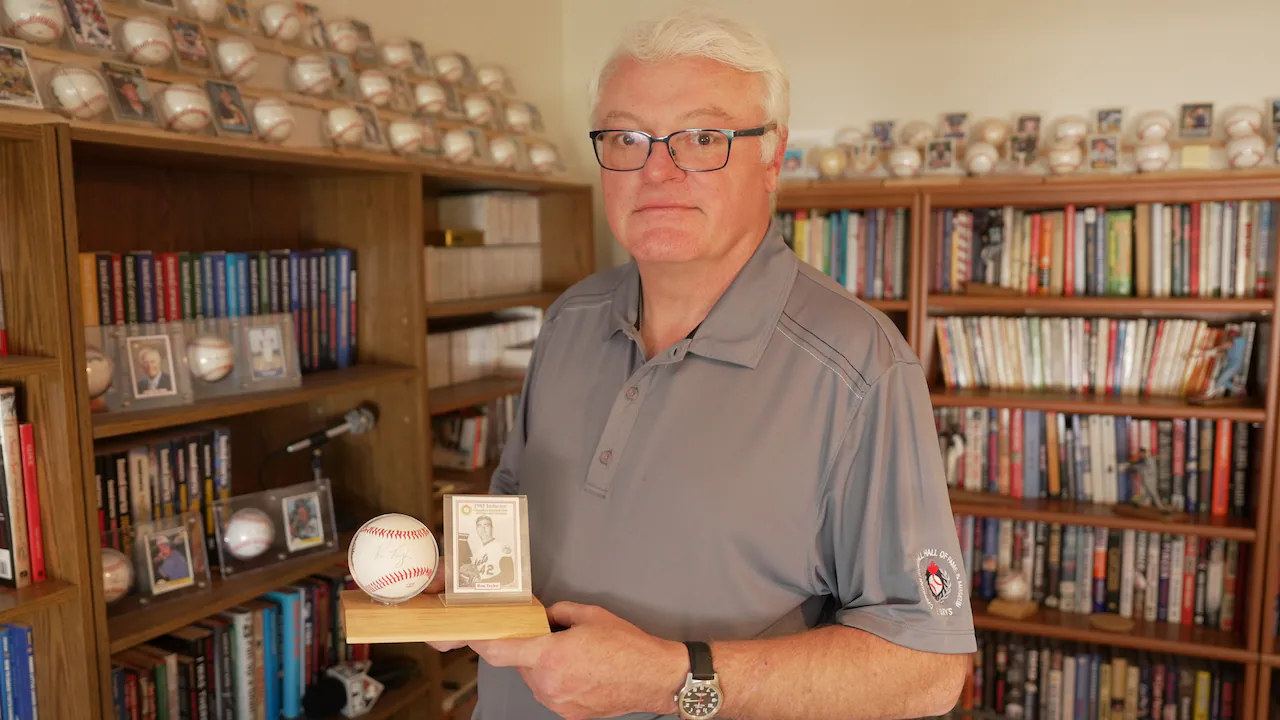 For Canadian ex-major leaguers looking for their baseball cards, a Saskatoon man is their go-to source