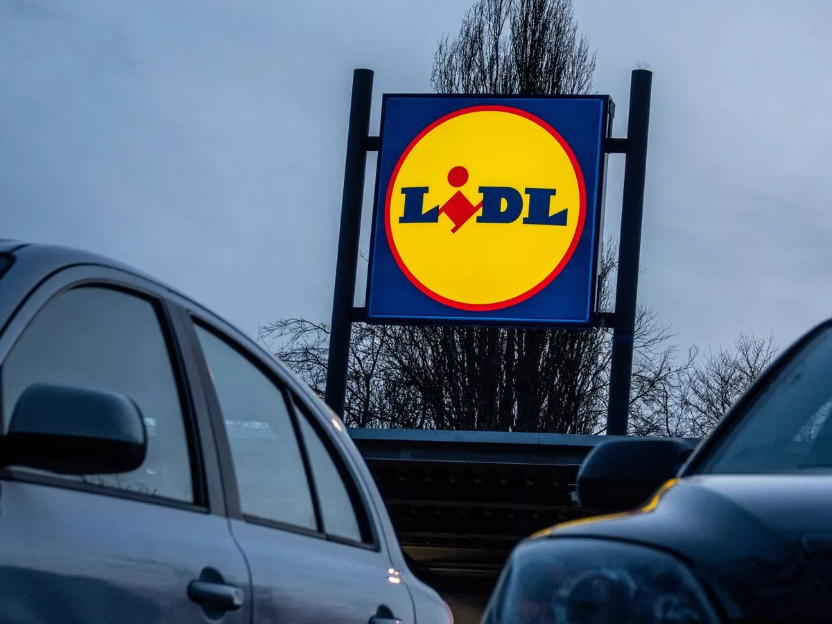 Lidl, Aldi and Morrisons recall 4 food products and warns 'do not eat'