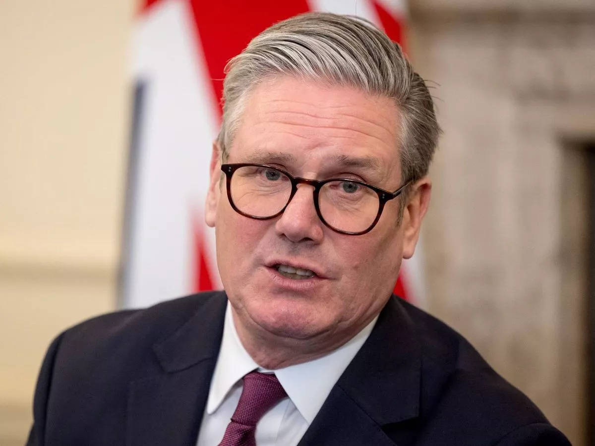 Keir Starmer installs 'big sports screen' for Arsenal games at his Chequers residence