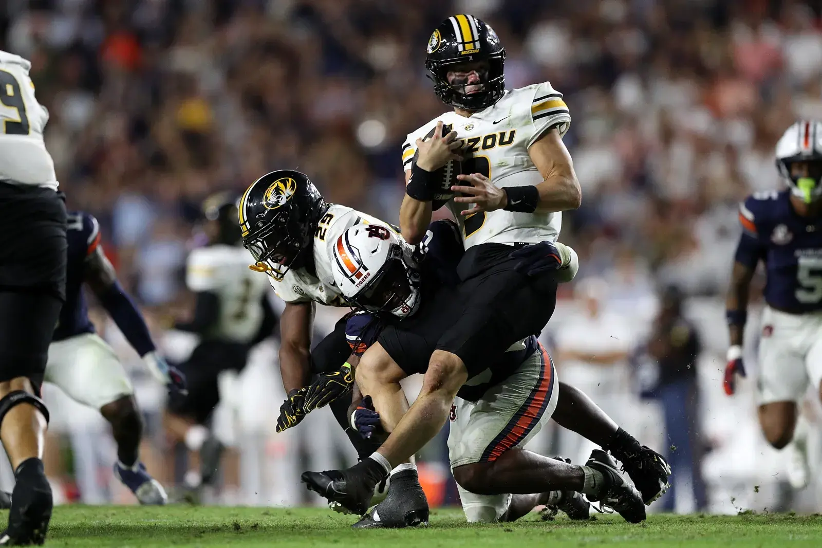 Missouri QB Beau Pribula Carted Off Field With Concerning Injury