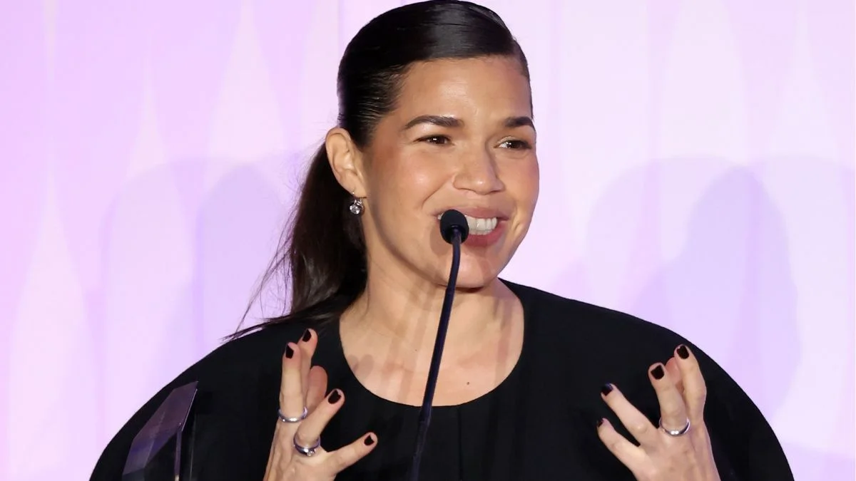 America Ferrera Says It’s Time for Hollywood to ‘Stand Up and Use Our Voices’ Amid a Tense Political Climate | Video