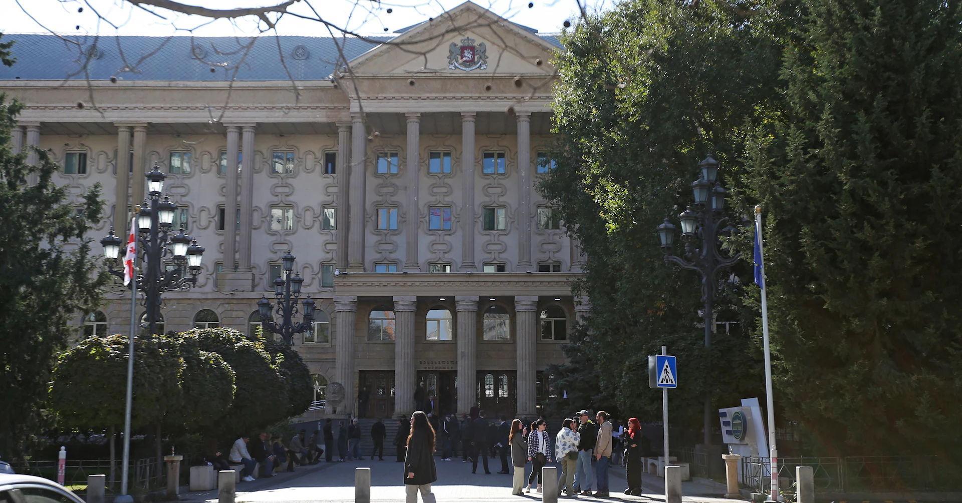 Family pays $187,000 to free pregnant British teen held for drug trafficking in Georgia