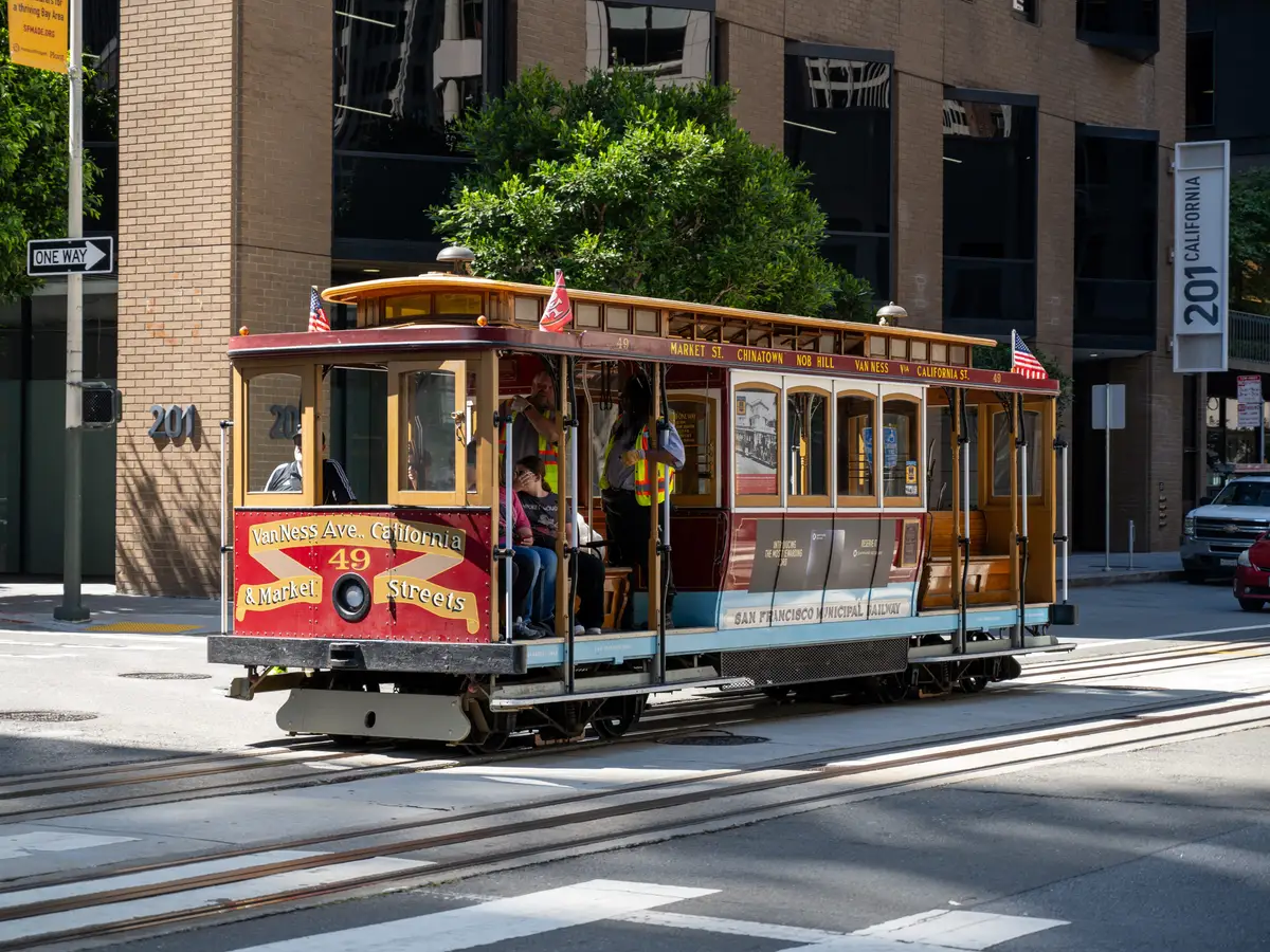 Tech hopefuls are listing San Francisco in their online bios &mdash; even if they don't live there