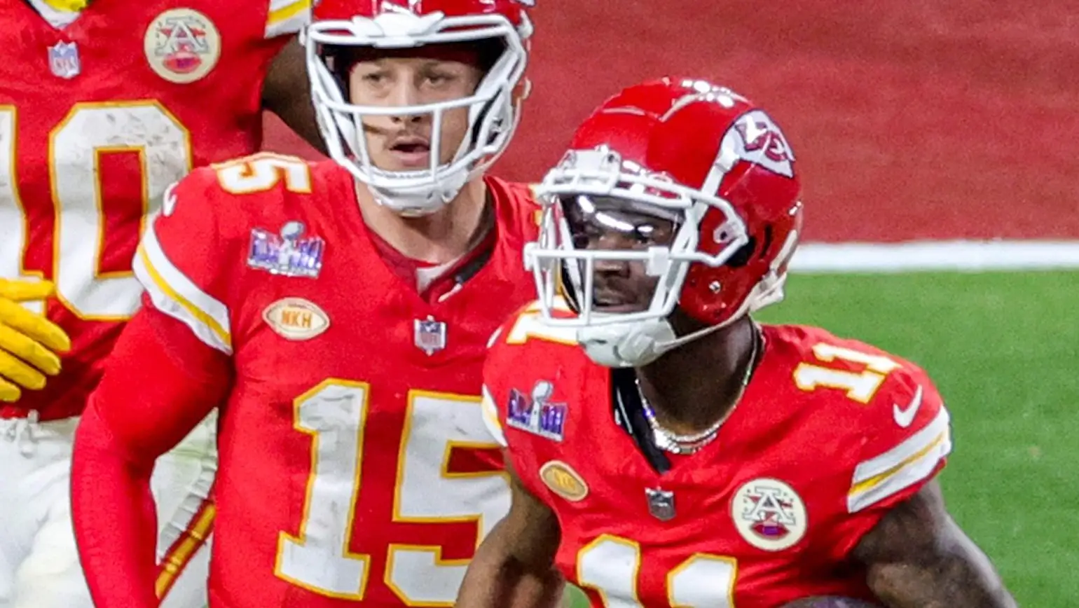 Ex-Chiefs 2x Super Bowl Champion WR Signs to AFC Contender