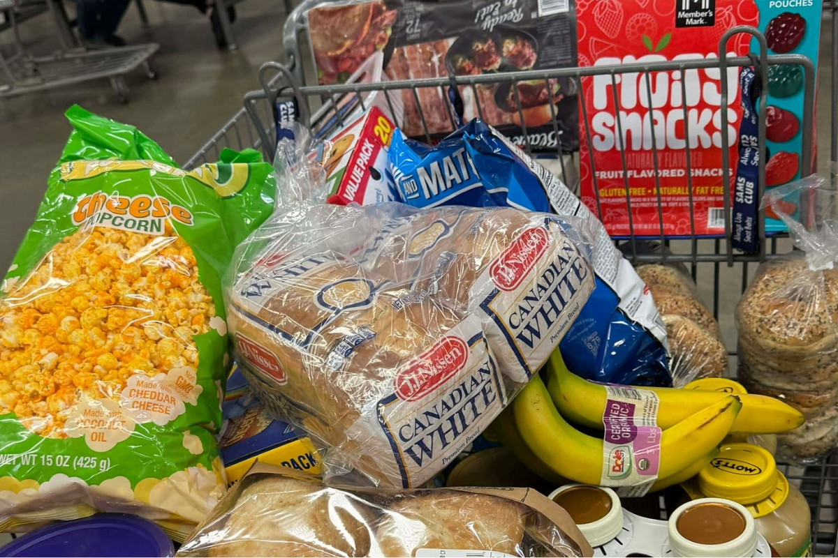 Mainers step in to help as the ongoing shutdown threatens SNAP benefits