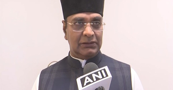 MP Sports Minister condemns "inappropriate behavior" faced by Australian cricketers by motorcyclist