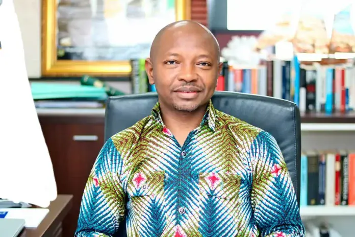 Former MP Challenges Education Minister Over School Hair Policy