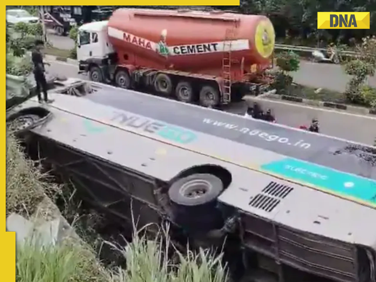 Day after Kurnool tragedy, private bus overturns in Telangana; several people injured