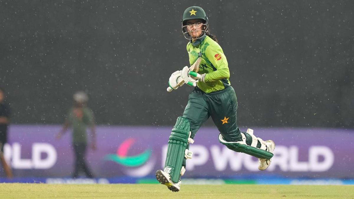 Pakistan end winless World Cup campaign on sodden note