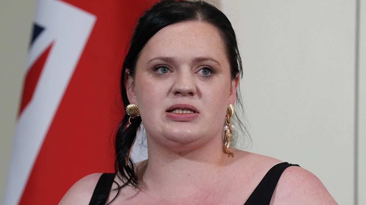 Grooming gang victims who quit inquiry hit back at joint letter sent by Sir Keir Starmer - accusing him of 'making a mockery' of survivors