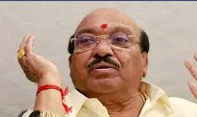 പിണറായിയുടെ അടുത്ത് പത്തി താഴ്ത്തും,  അല്ലാതെ സി.പി.ഐ എവിടെ പോകാനെന്ന് വെള്ളാപ്പള്ളി നടേശന്