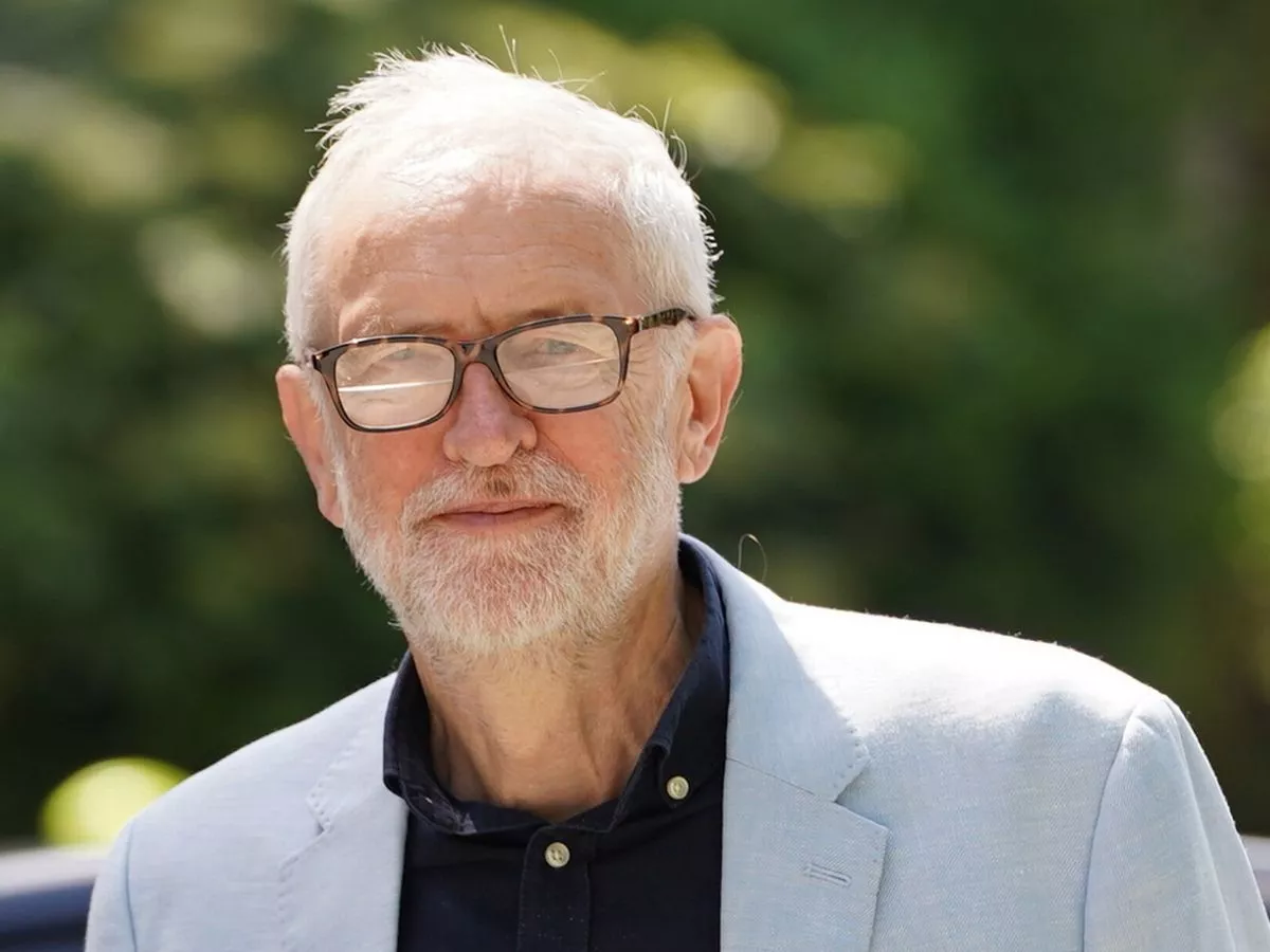 Jeremy Corbyn to star as 'Wizard of Oz-lingtin' in Wicked-inspired Christmas panto