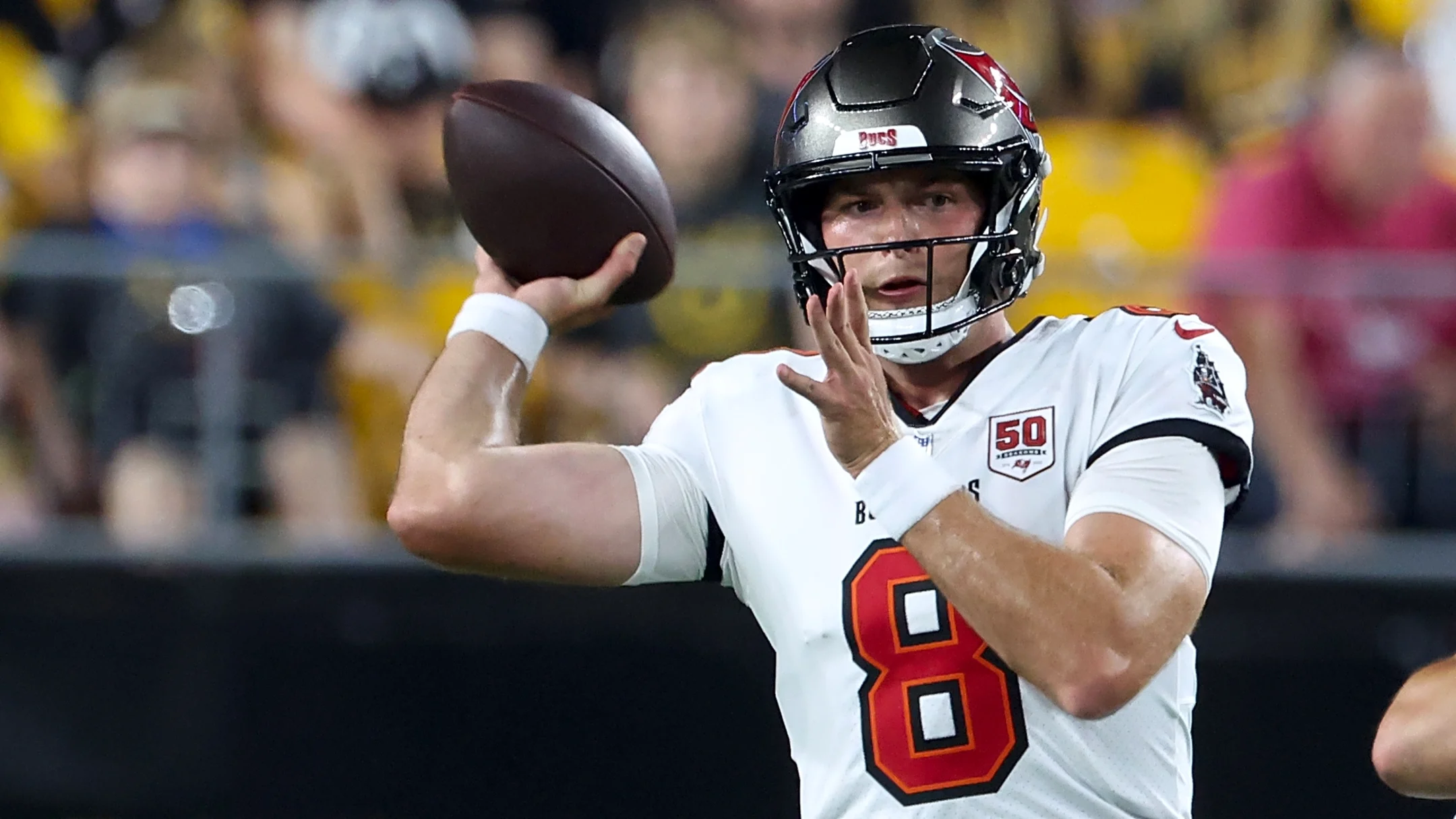 Buccaneers Elevate QB and OLB From Practice Squad Ahead of Saints Matchup