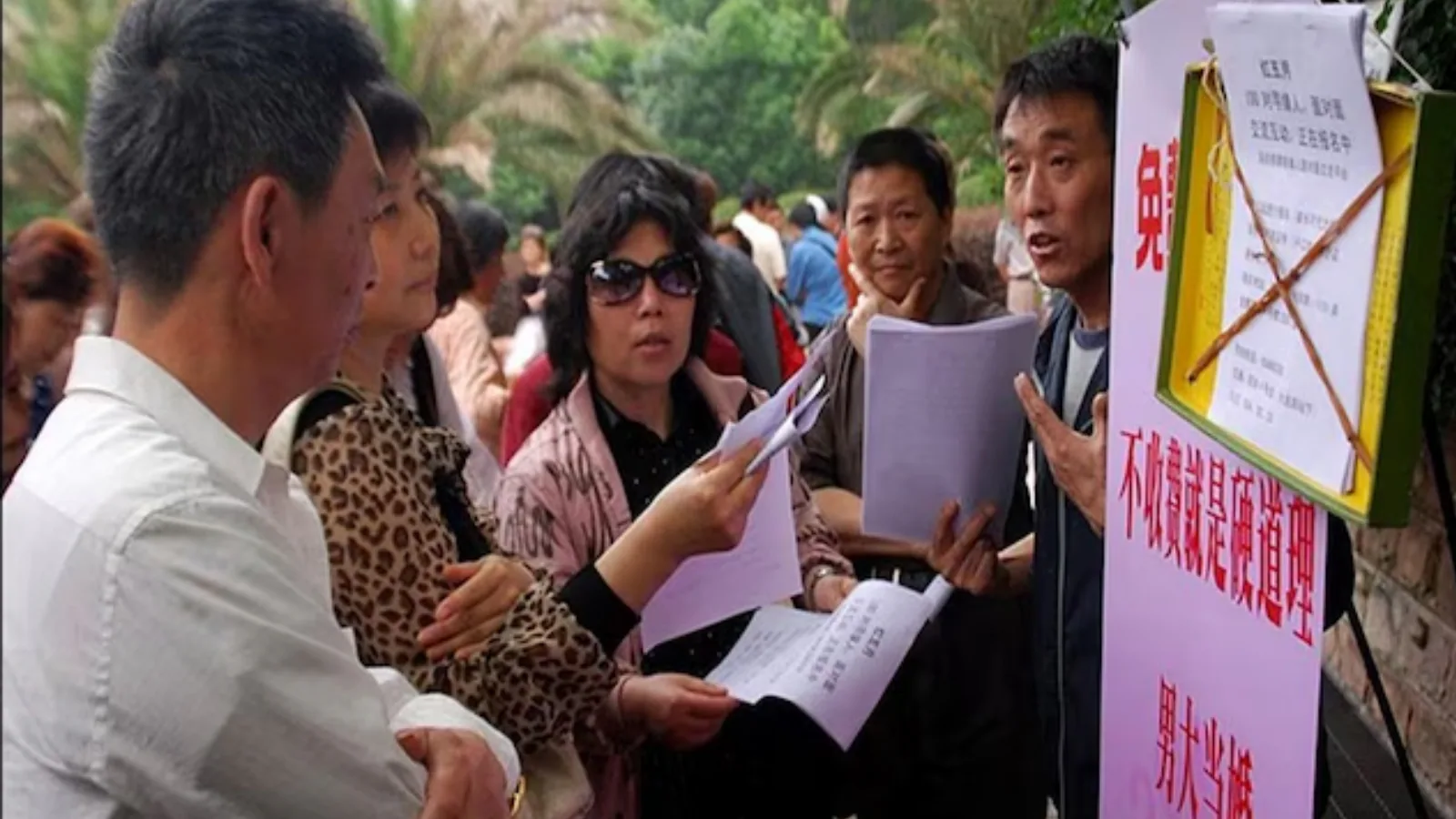 What Goes On In Shanghai's 'Marriage Market' Every Weekend From 1pm To 5pm | Watch