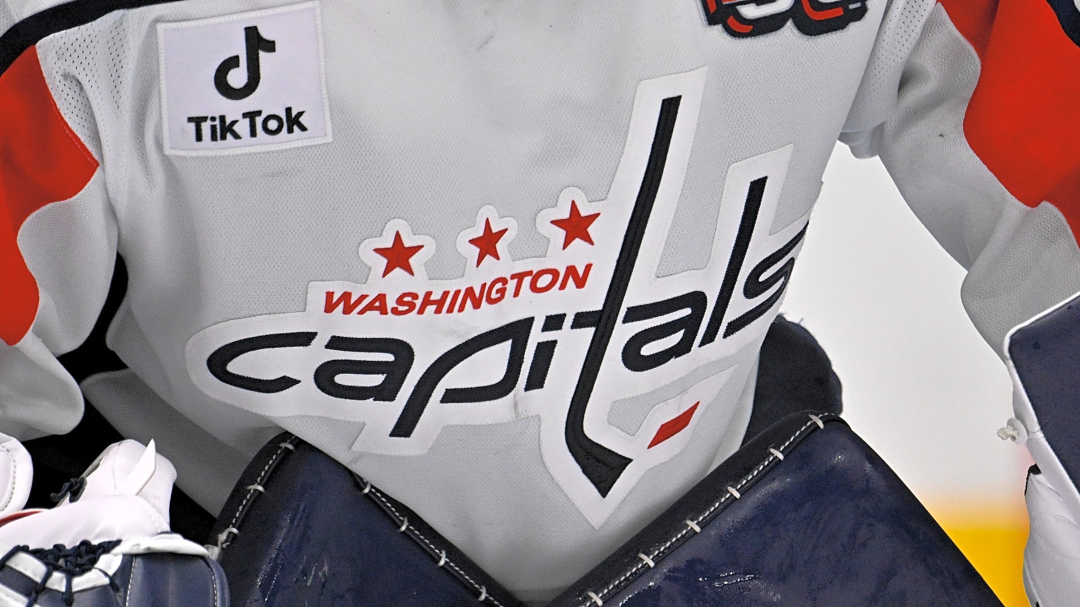 NHL Delivers 2025/26 Season-Long Suspension to Capitals Assistant Coach Over Domestic Abuse Allegations