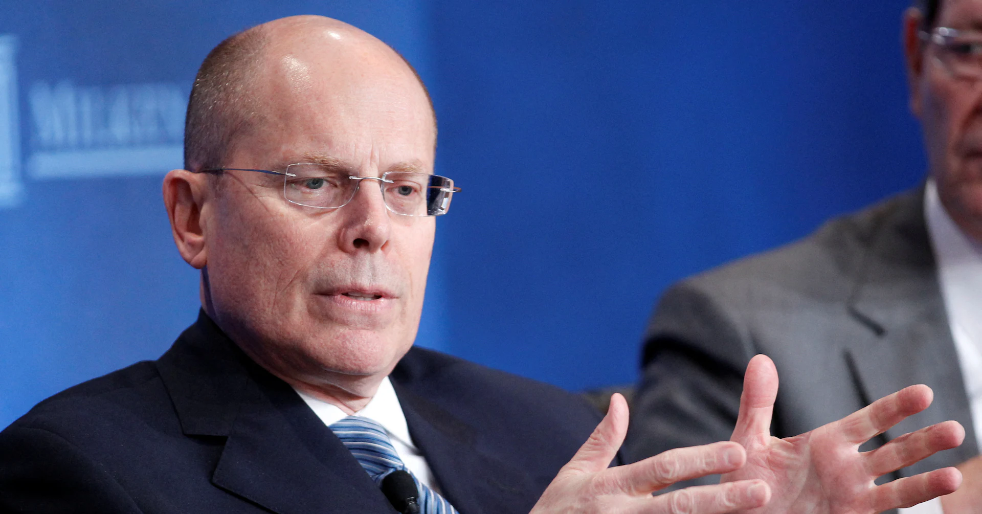 UnitedHealth lifts 2025 profit forecast, CEO eyes growth in 2026