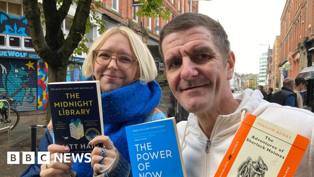 'Book swap with stranger saved me from the streets'