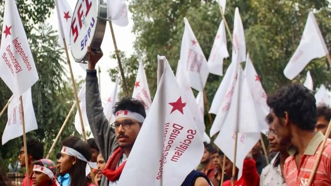 ‘Certificates held back’: SFI calls for Telangana bandh demanding pending scholarships