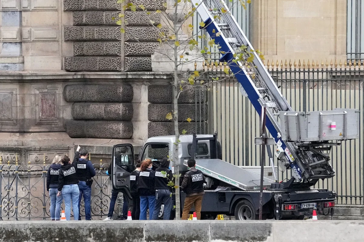Two arrested over Louvre museum’s daylight diamond heist, French media say