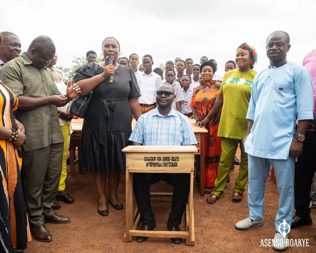Asenso-Boakye Donates Over 1,000 Desks and Teachers’ Furniture to Bantama Schools