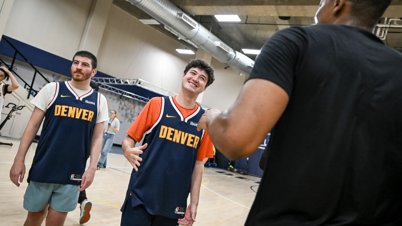 Nuggets Journal: My Denver media brethren and I lost by 98 to Nuggets coaches in pickup game