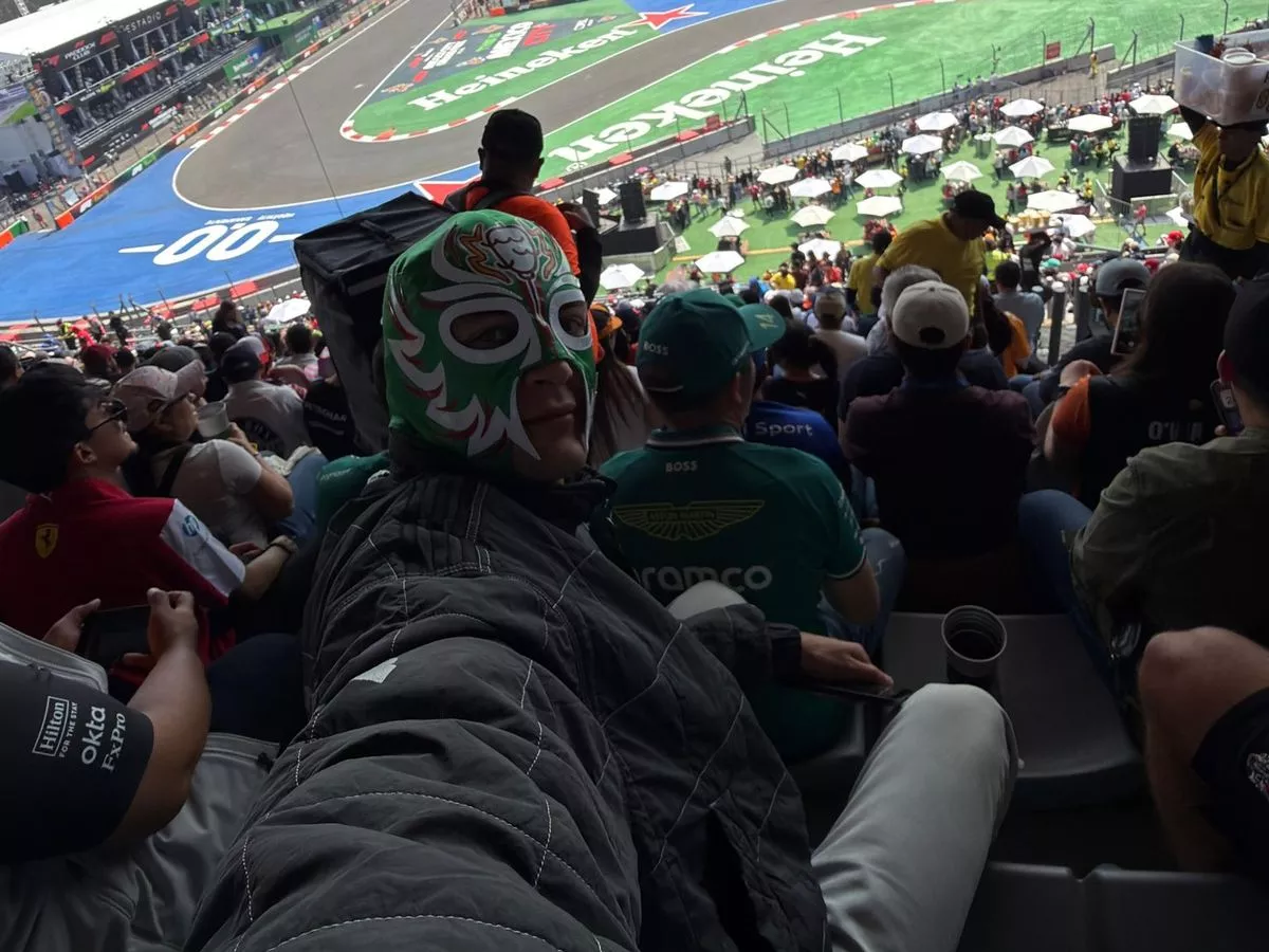 F1 star unrecognisable after sneaking into Mexico GP in 'iconic' disguise