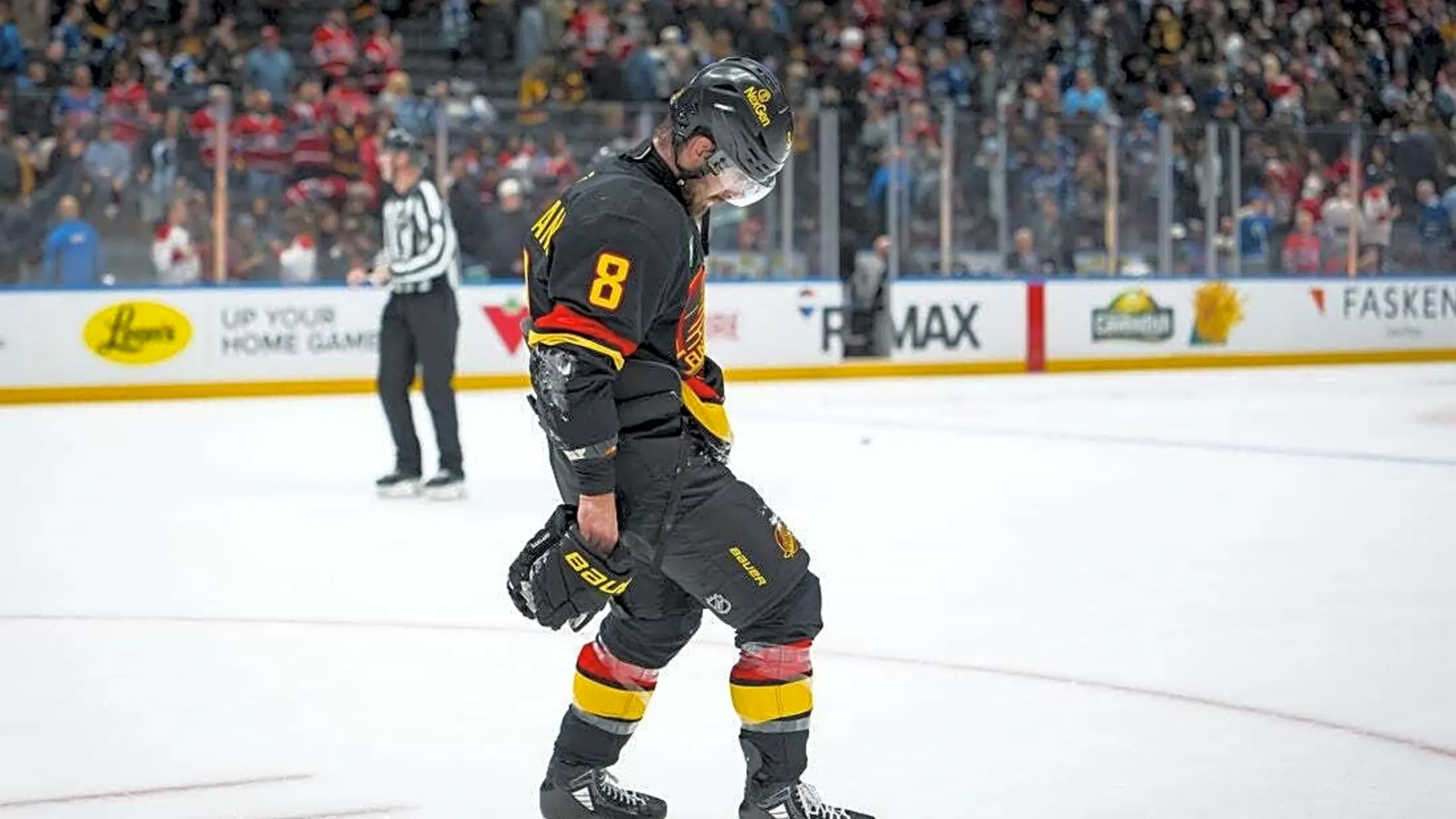 Canucks pursue halting losing streak in meeting vs. Oilers