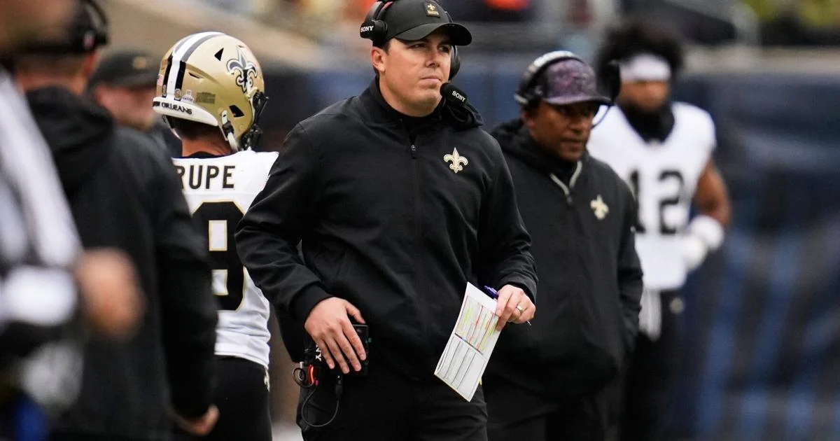 Kellen Moore not yet ready to name starter vs. Rams