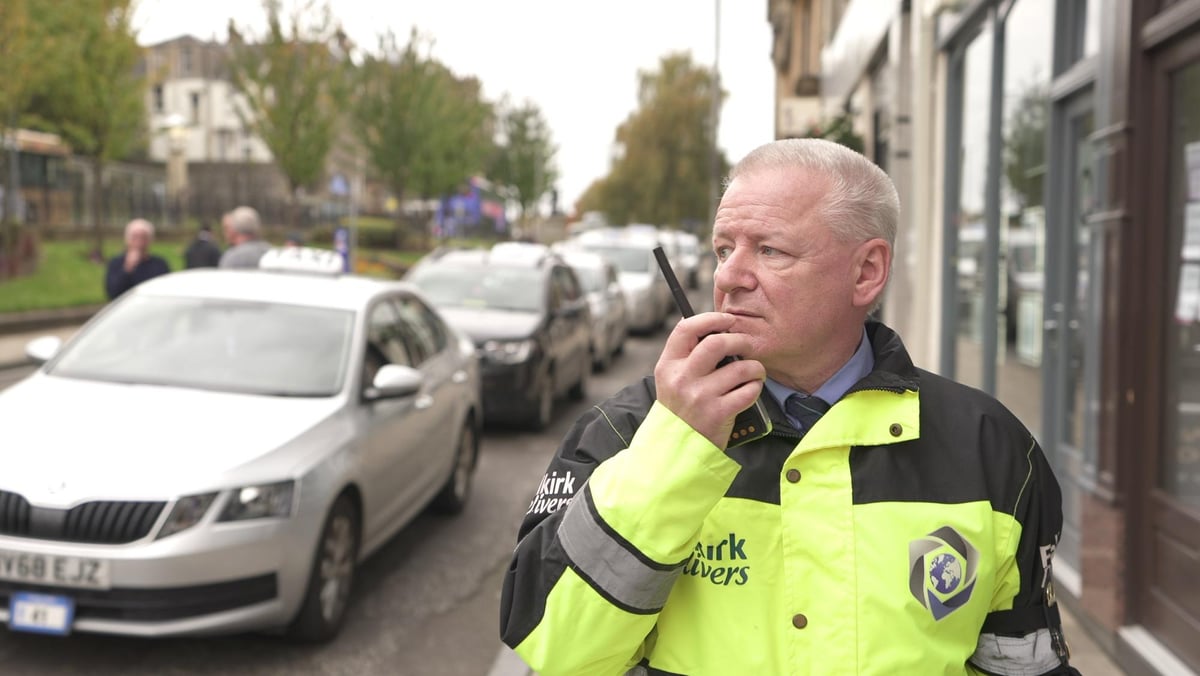 Taxi Marshals set to return to Falkirk town centre ahead of busy festive period