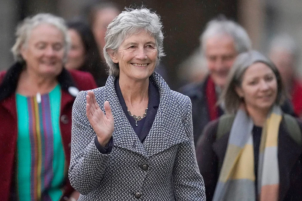 Catherine Connolly wins Ireland's presidential election