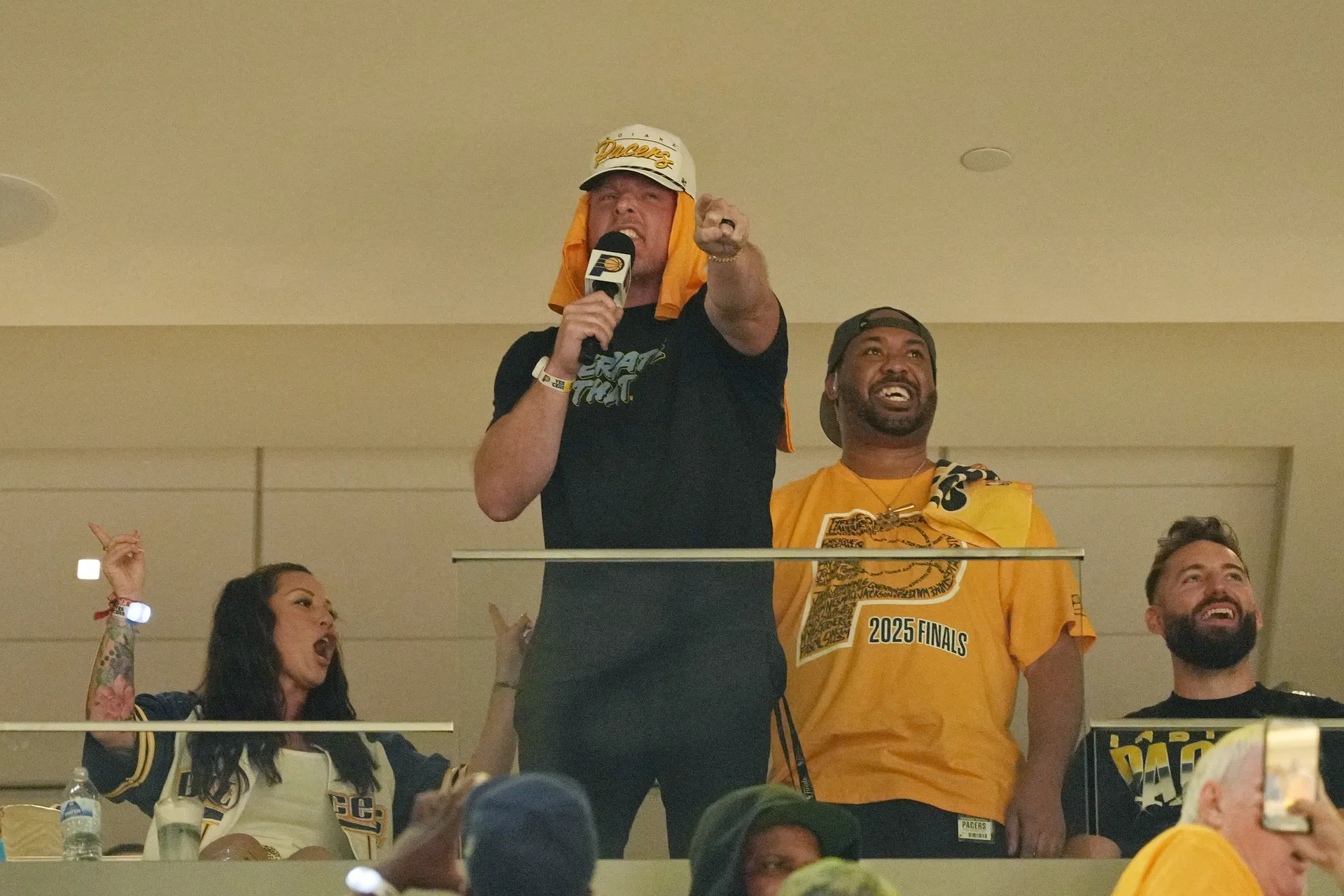 Pat McAfee drags Chauncey Billups' name with eye-opening joke on Blazers HC amid NBA gambling scandal