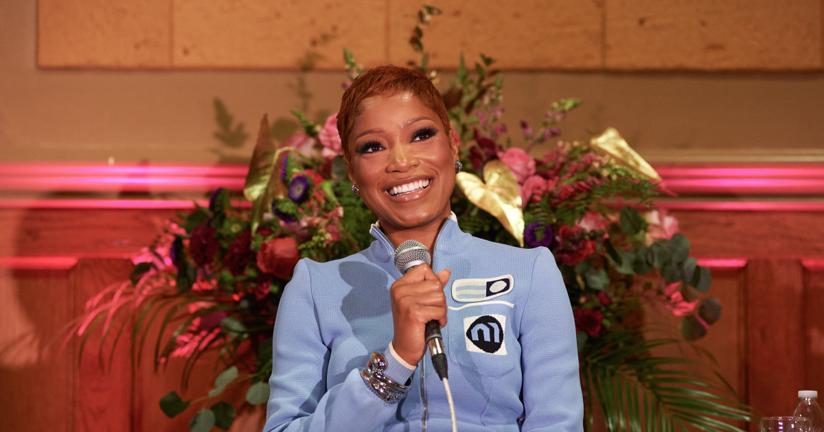 Keke Palmer Channels 2000s Icon in Spot-On Halloween Costume