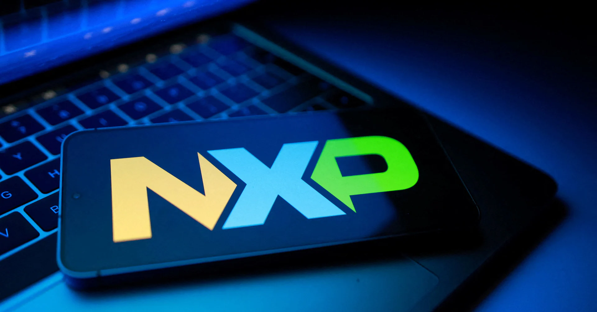 NXP forecasts upbeat quarterly revenue on recovery in demand