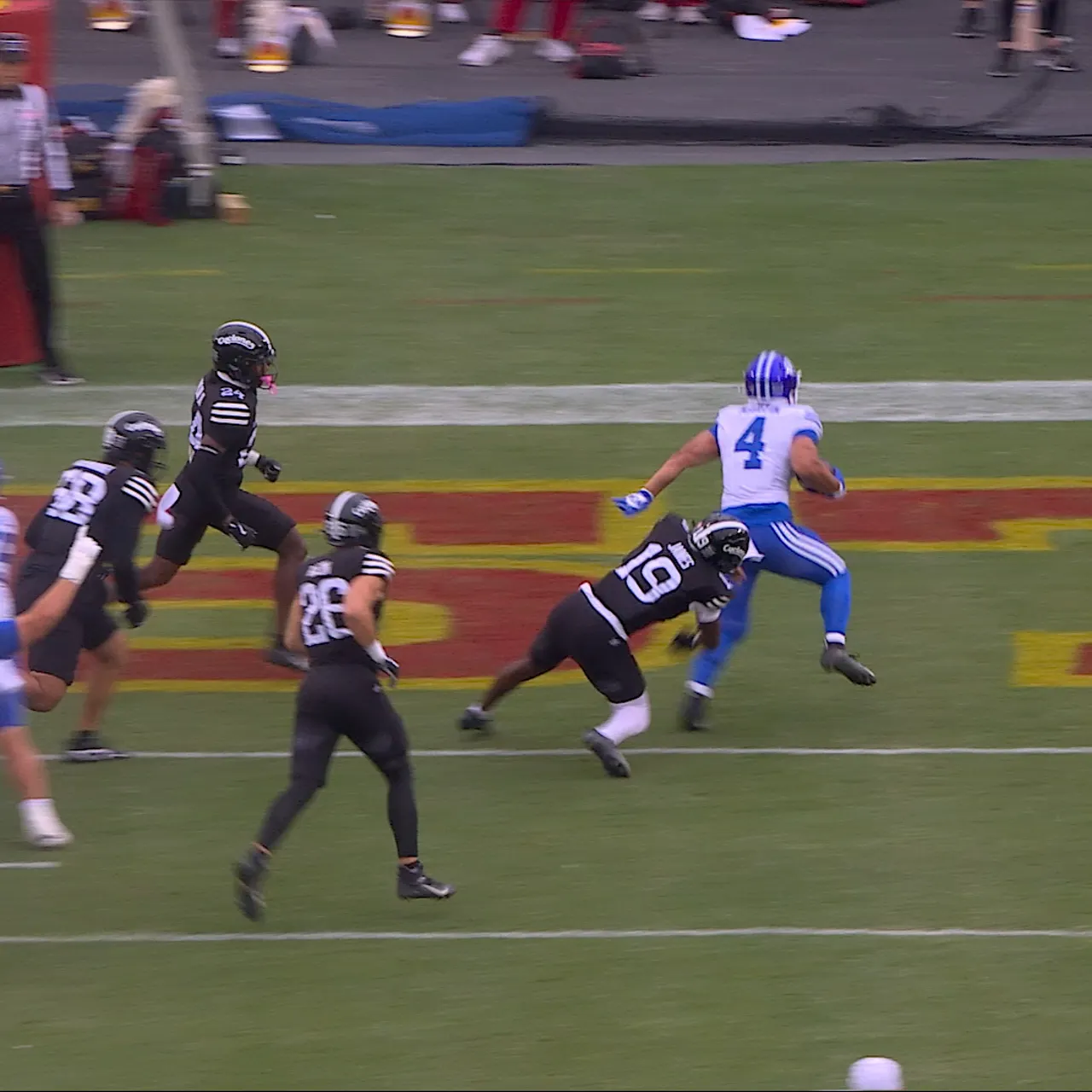 BYU's LJ Martin rushes for a four-yard TD to tie the game up against Iowa State