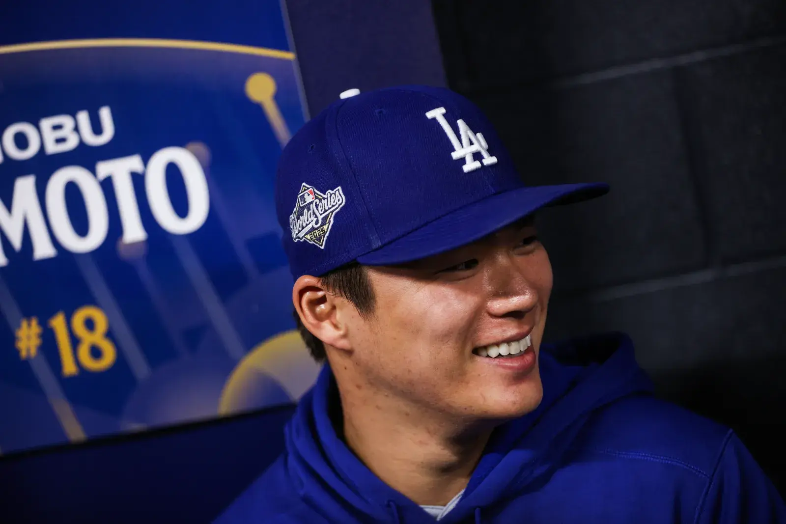 Dodgers Superstar Cleaned Trash in Dugout After Historic World Series Game