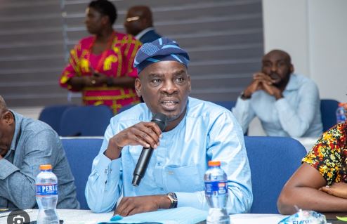 We’ll not tolerate long hair in SHS; school isn’t a beauty contest – Haruna Iddrisu