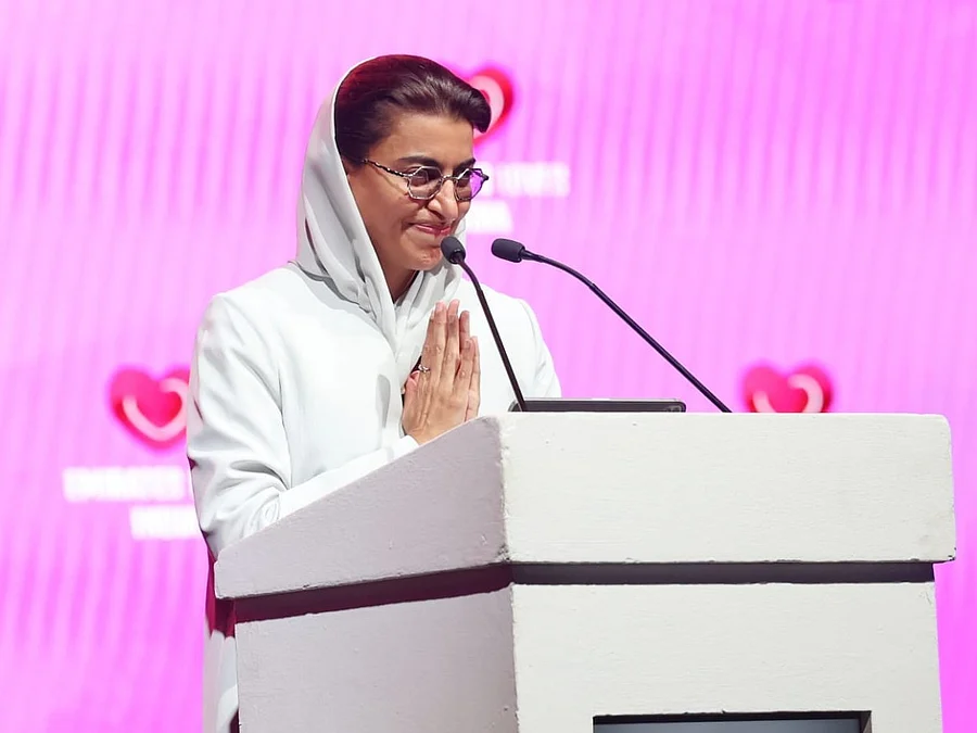 Hindi surprise from UAE minister wins hearts at India event in Dubai