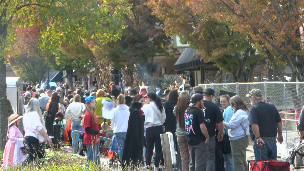 Join the Spooktacular Fun: Downtown Kingsport’s ‘Trick or Treat on the Street’ Celebration!