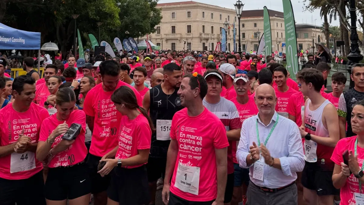 Mallorca marches against cancer as thousands brave the rain for a cause
