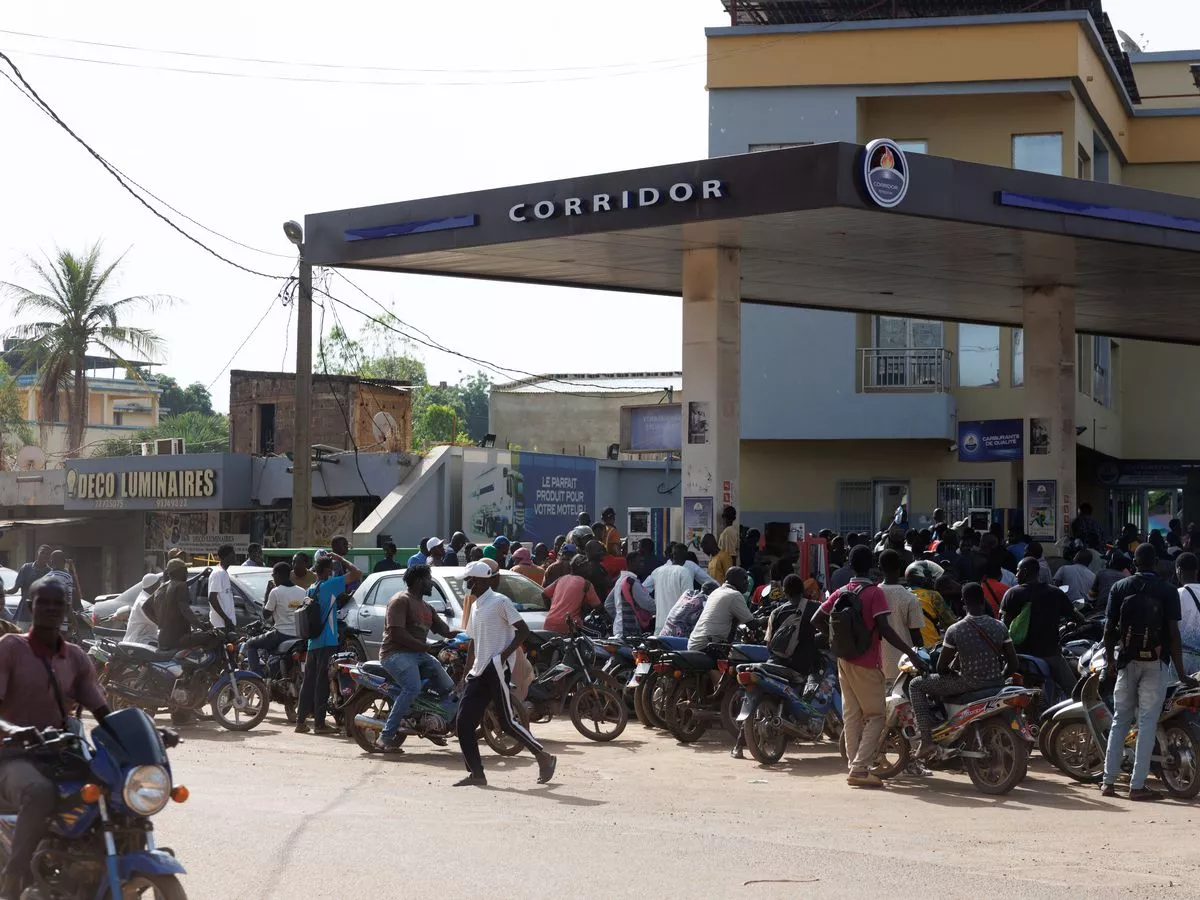 Country on brink of collapse as Islamic militants shut everything down and steal fuel