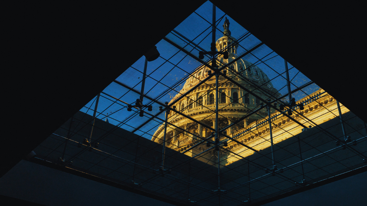 Banks and credit unions urge Congress to end government shutdown quickly