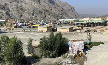 Kabul seeks alternate routes as uncertainty at Pakistan border affects trade