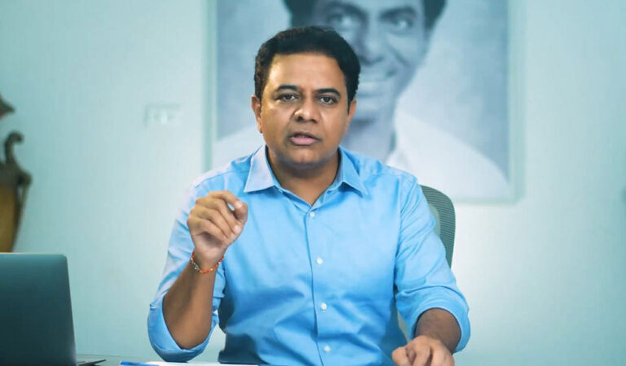 KTR helps Gulf migrant from Sircilla return home safely