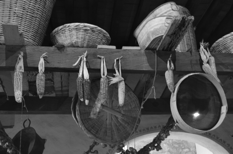 Collaborations can drive transitioning to alternative energy regimes