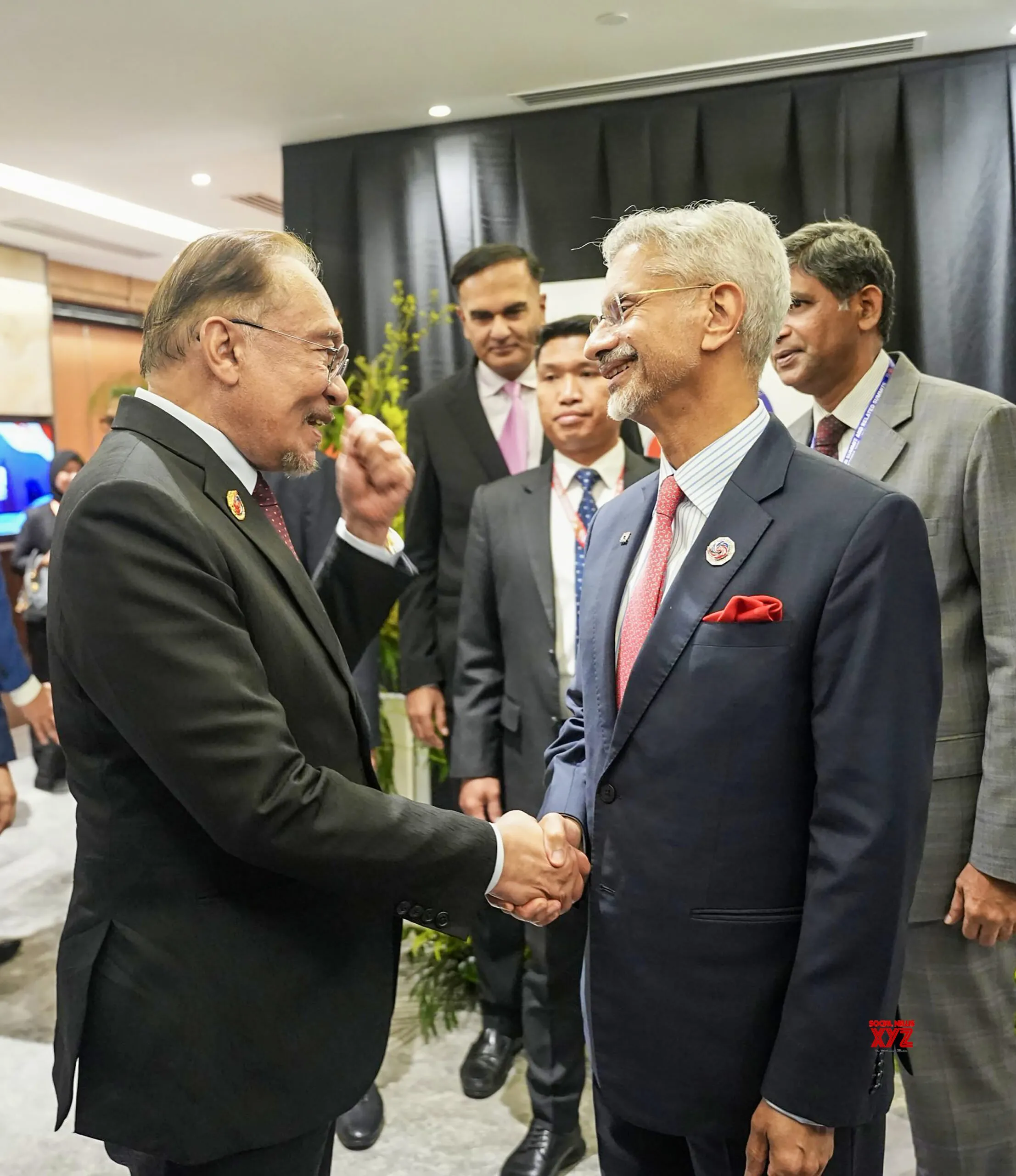 Kuala Lumpur: EAM Jaishankar Meets Malaysian PM #Gallery