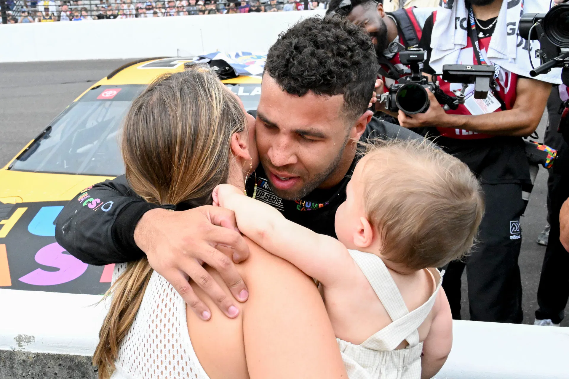 NASCAR fans express their emotions as Bubba Wallace and wife Amanda announce second pregnancy