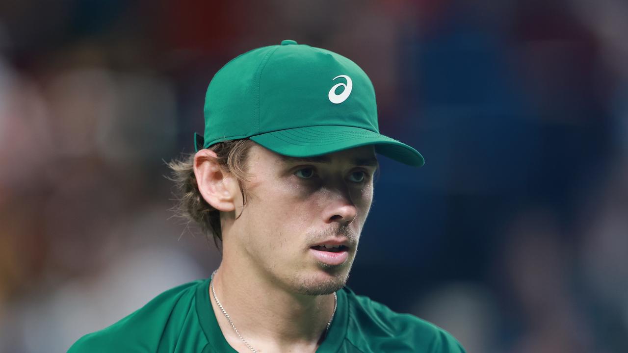 Alex de Minaur call backfires as Aussie embarrassed by Jannik Sinner