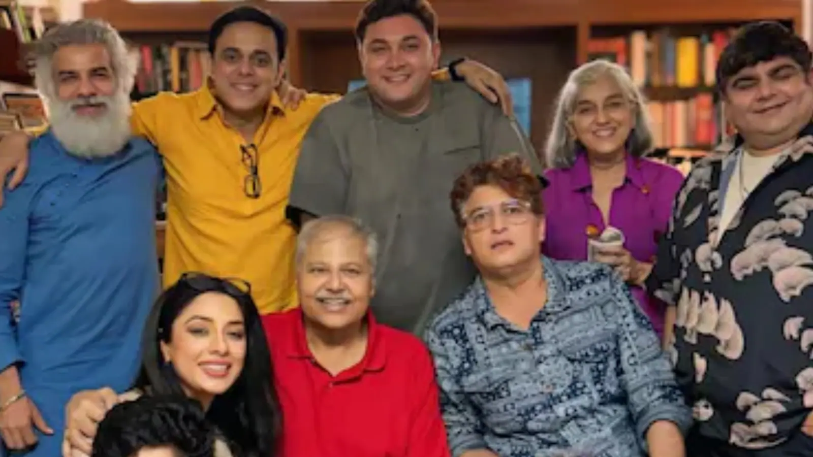 Sarabhai vs Sarabhai Team, Including Ratna Pathak Shah And JD Majethia, Arrive For Satish Shah's Funeral