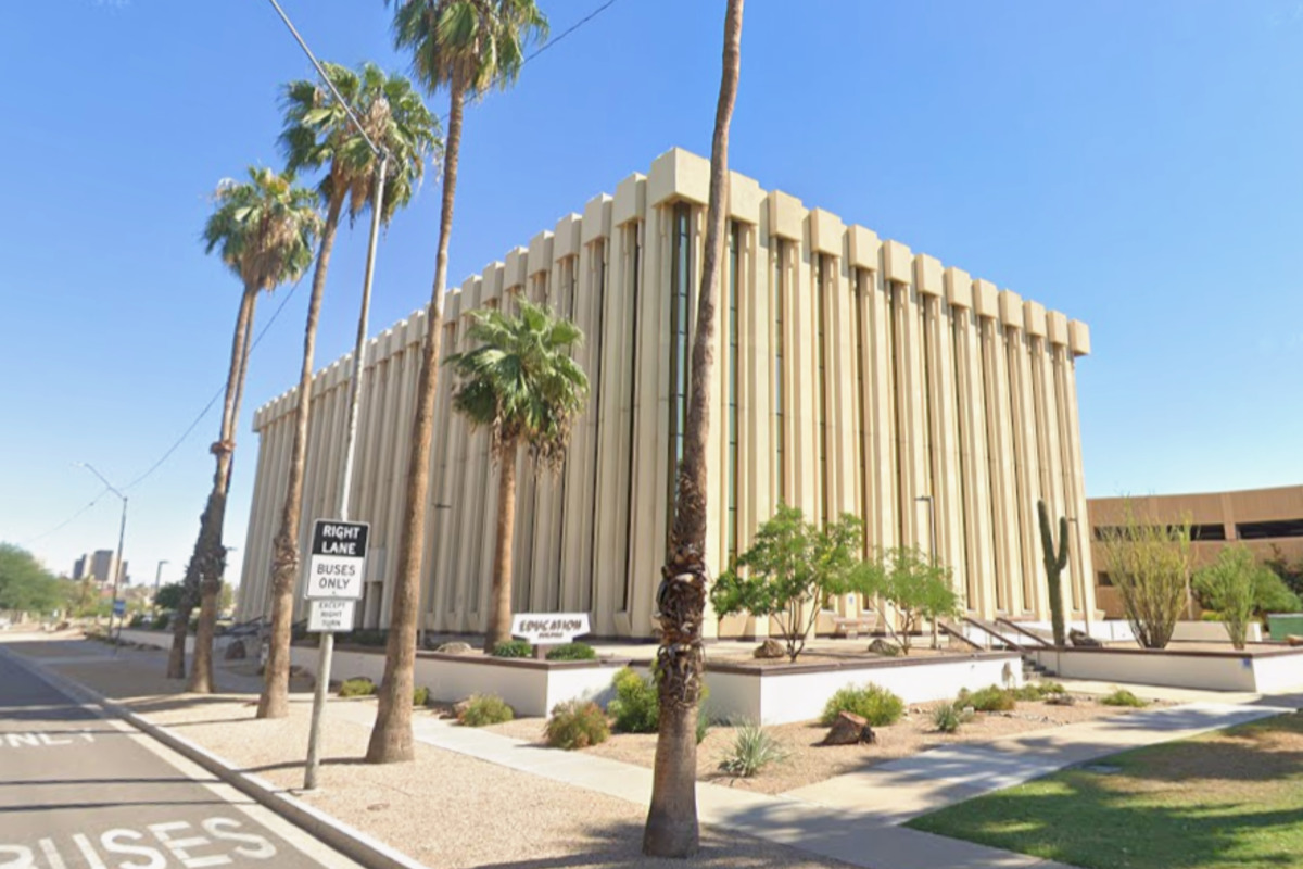 Arizona Pioneers AI in Education: Over 170K Students Embrace AI Tutor 'Khanmigo' for Enhanced Learning