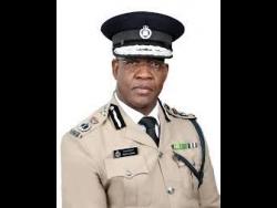 Commish warns face-covered cops